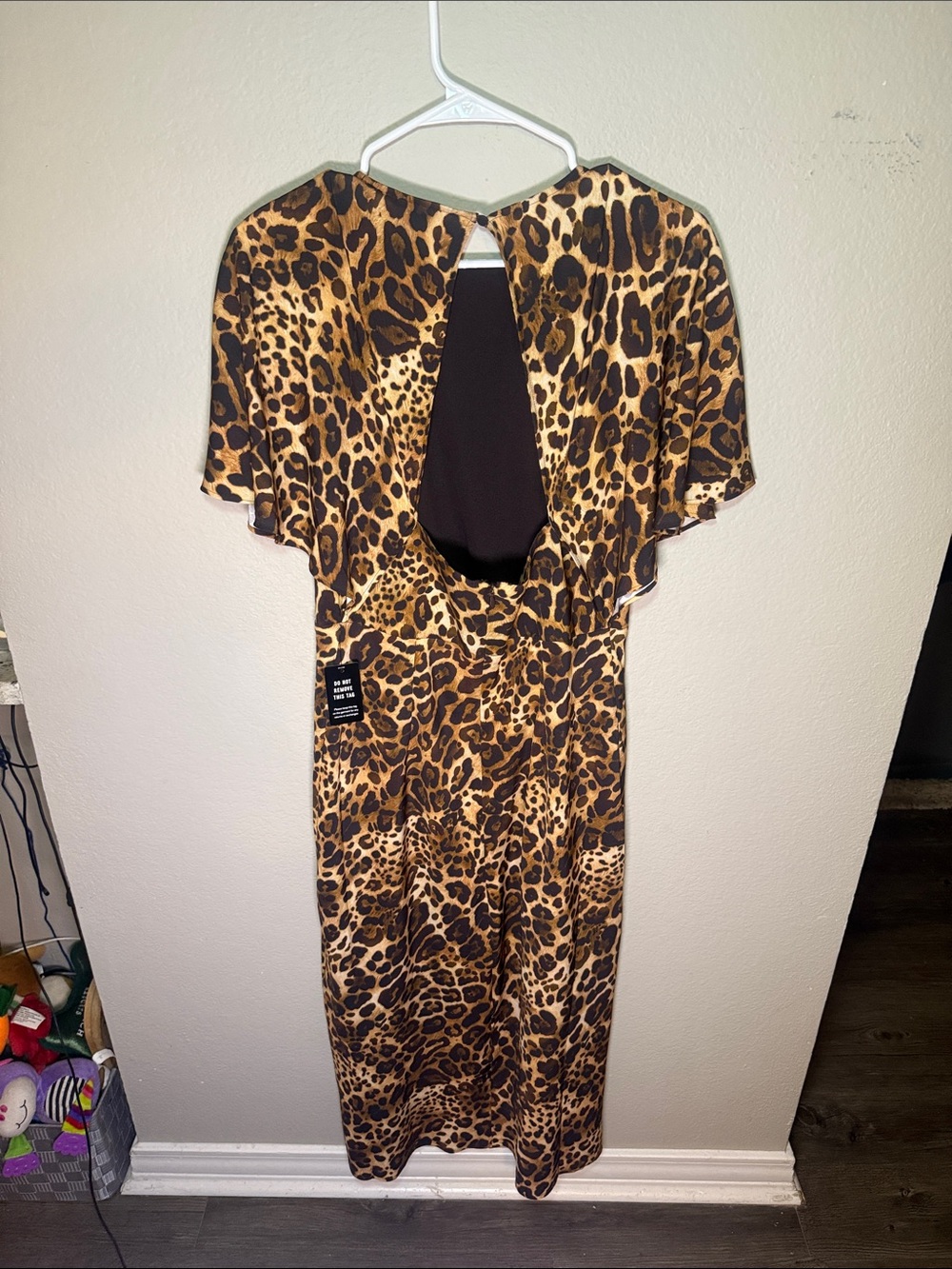 Express Leopard-Print Midi Dress in Brown and Black - Picture 5 of 8
